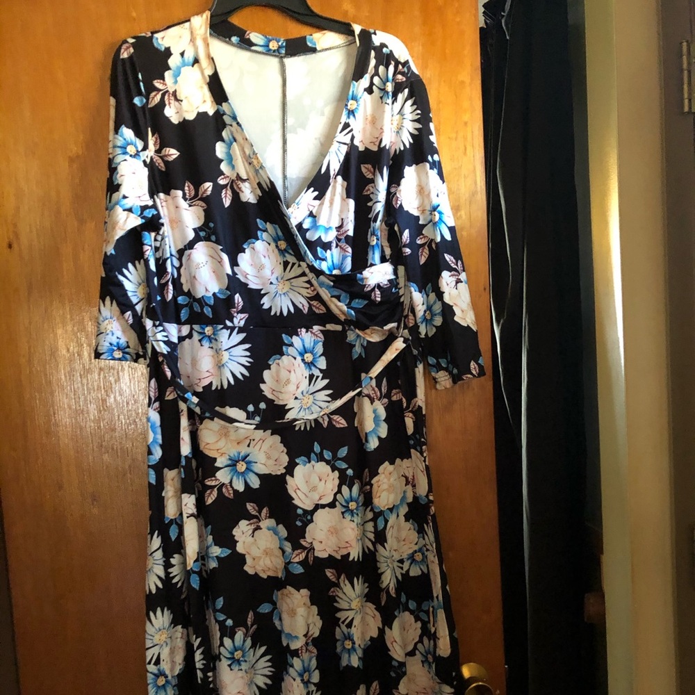 Beautiful Short faux wrap dress.